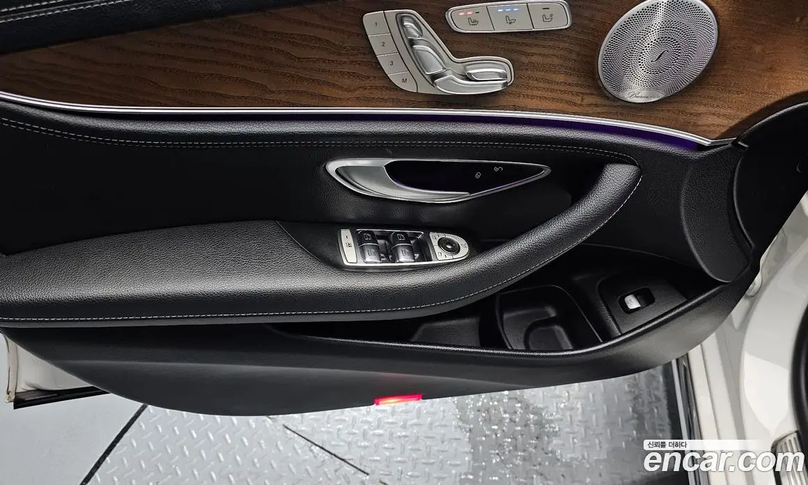 Mercedes-Benz E-Class 2019 2.0 автомат (гидро), фото 20 Mercedes-Benz E-Class 2019 2.0 автомат (гидро), фото 20