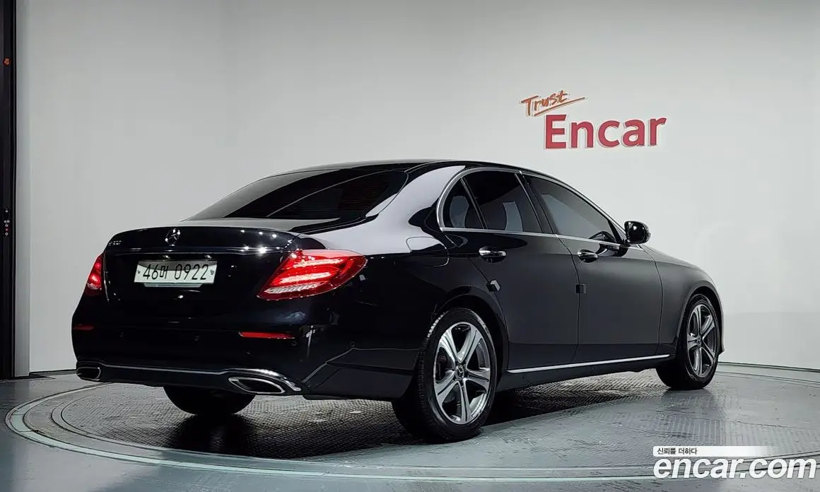 Mercedes-Benz E-Class 2019 2.0 автомат (гидро), фото 2 Mercedes-Benz E-Class 2019 2.0 автомат (гидро), фото 2