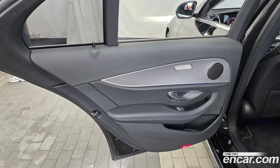 Mercedes-Benz E-Class 2019 2.0 автомат (гидро), фото 15 Mercedes-Benz E-Class 2019 2.0 автомат (гидро), фото 15