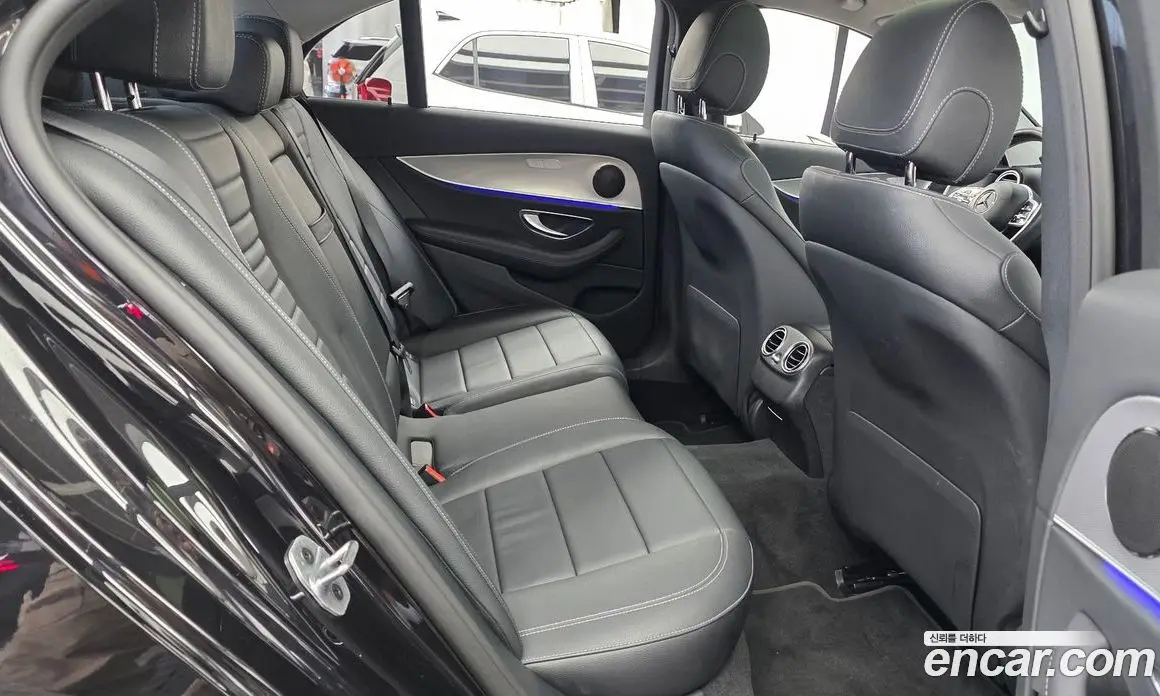 Mercedes-Benz E-Class 2019 2.0 автомат (гидро), фото 17 Mercedes-Benz E-Class 2019 2.0 автомат (гидро), фото 17
