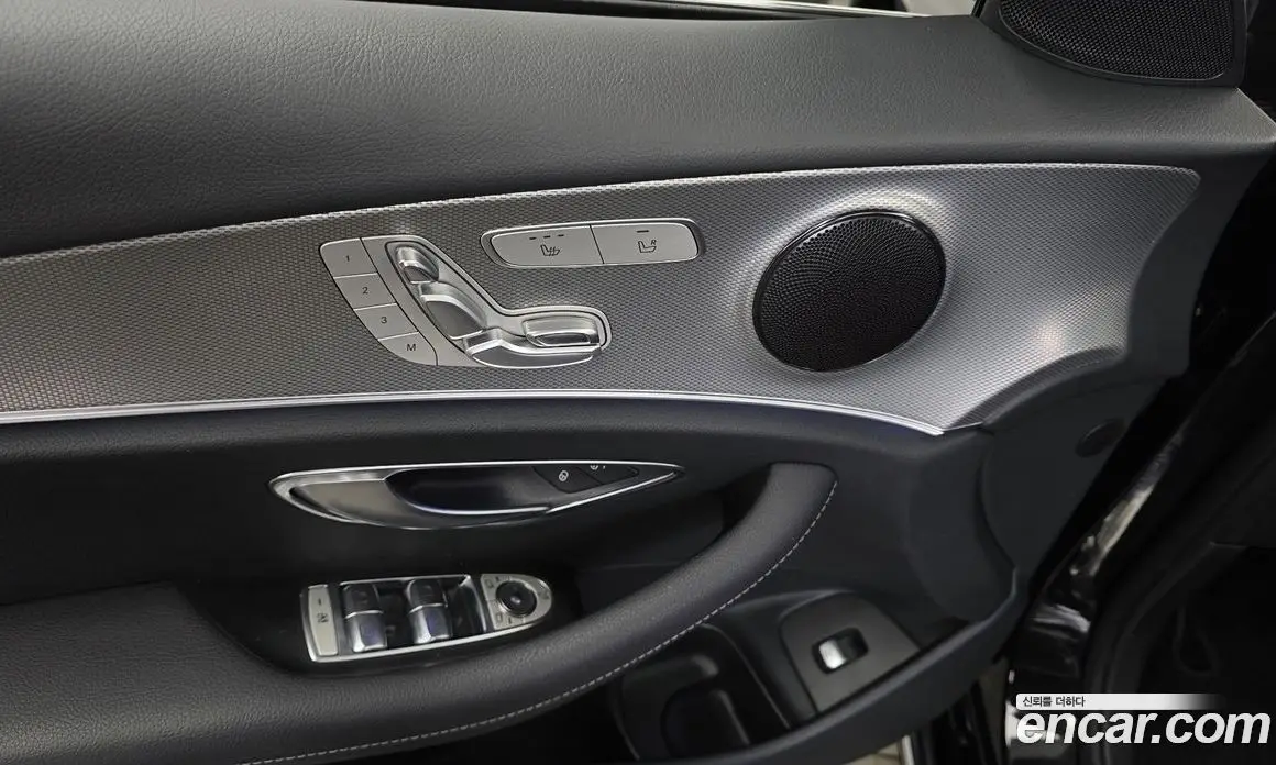 Mercedes-Benz E-Class 2019 2.0 автомат (гидро), фото 27 Mercedes-Benz E-Class 2019 2.0 автомат (гидро), фото 27