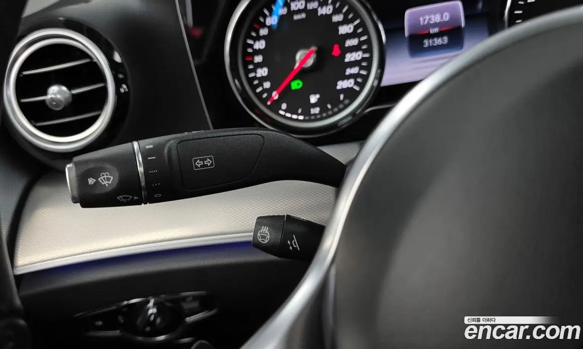 Mercedes-Benz E-Class 2019 2.0 автомат (гидро), фото 28 Mercedes-Benz E-Class 2019 2.0 автомат (гидро), фото 28