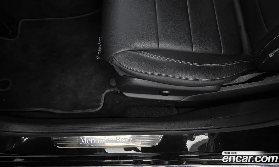Mercedes-Benz E-Class 2019 2.0 автомат (гидро), фото 30 Mercedes-Benz E-Class 2019 2.0 автомат (гидро), фото 30
