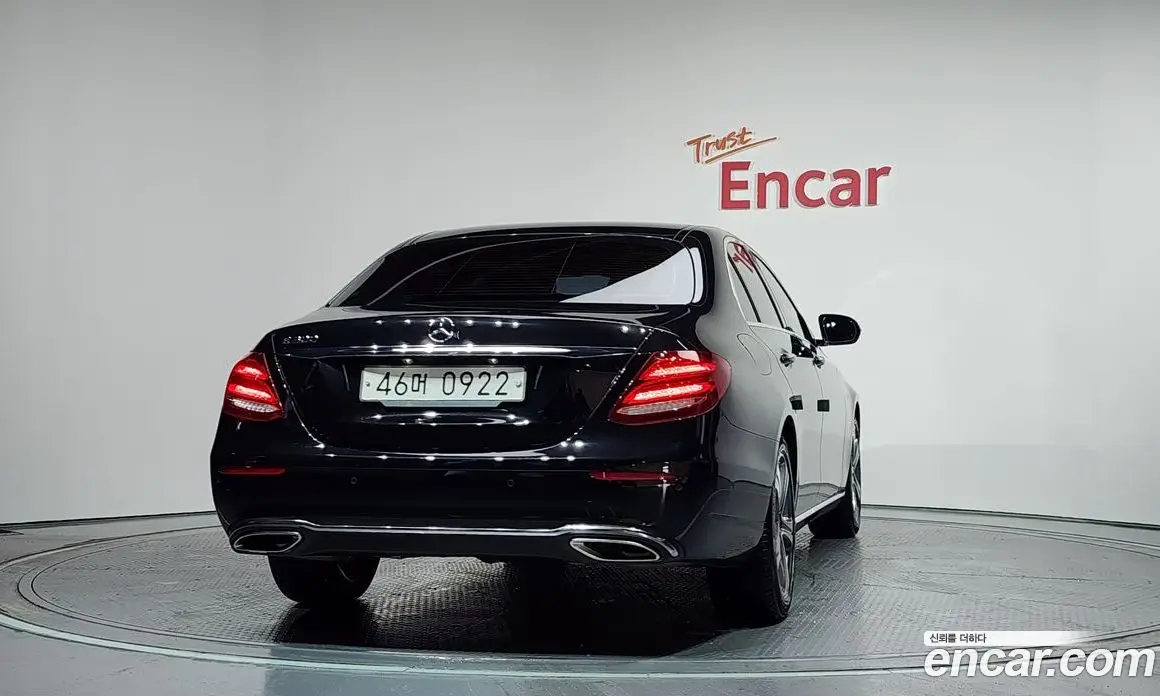 Mercedes-Benz E-Class 2019 2.0 автомат (гидро), фото 4 Mercedes-Benz E-Class 2019 2.0 автомат (гидро), фото 4