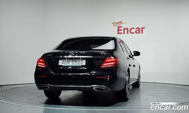 Mercedes-Benz E-Class 2019 2.0 автомат (гидро), миниатюра 4 Mercedes-Benz E-Class 2019 2.0 автомат (гидро), миниатюра 4
