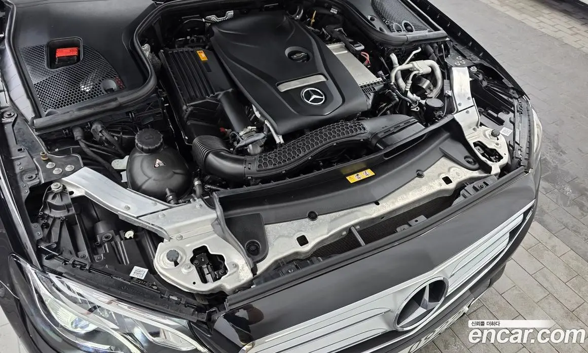 Mercedes-Benz E-Class 2019 2.0 автомат (гидро), фото 6 Mercedes-Benz E-Class 2019 2.0 автомат (гидро), фото 6