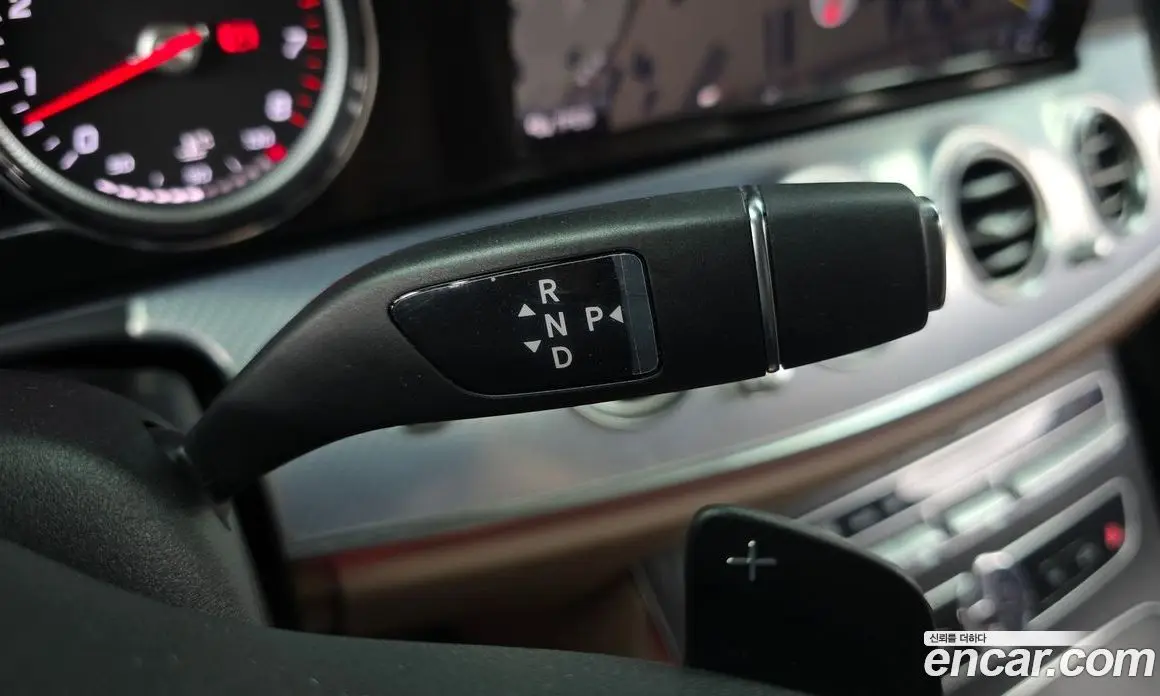 Mercedes-Benz E-Class 2019 2.0 автомат (гидро), фото 12 Mercedes-Benz E-Class 2019 2.0 автомат (гидро), фото 12