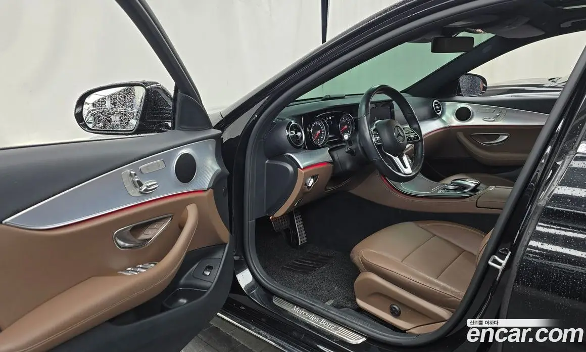 Mercedes-Benz E-Class 2019 2.0 автомат (гидро), фото 13 Mercedes-Benz E-Class 2019 2.0 автомат (гидро), фото 13