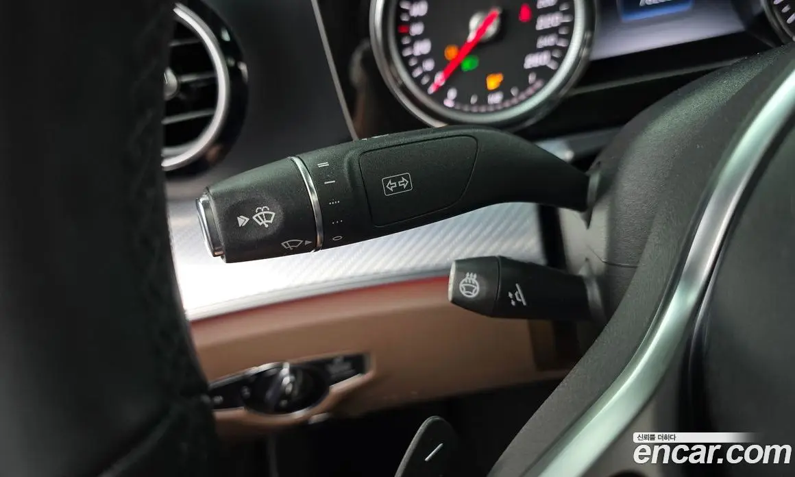 Mercedes-Benz E-Class 2019 2.0 автомат (гидро), фото 24 Mercedes-Benz E-Class 2019 2.0 автомат (гидро), фото 24