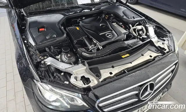 Mercedes-Benz E-Class 2019 2.0 автомат (гидро), миниатюра 6 Mercedes-Benz E-Class 2019 2.0 автомат (гидро), миниатюра 6
