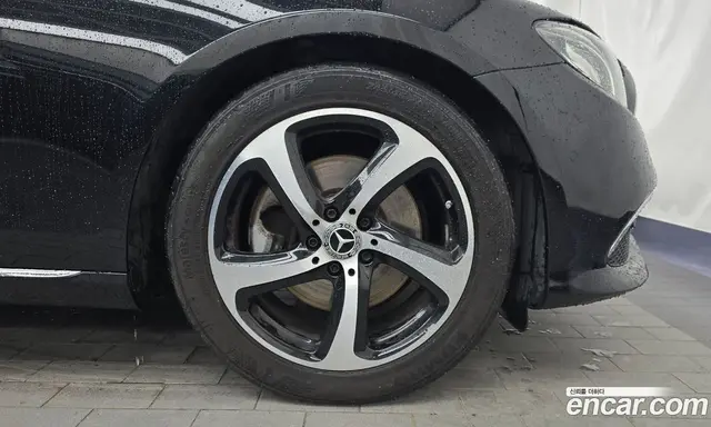 Mercedes-Benz E-Class 2019 2.0 автомат (гидро), миниатюра 7 Mercedes-Benz E-Class 2019 2.0 автомат (гидро), миниатюра 7