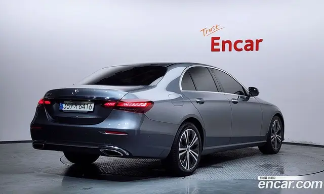 Mercedes-Benz E-Class 2021 2.0 автомат (гидро), миниатюра 2 Mercedes-Benz E-Class 2021 2.0 автомат (гидро), миниатюра 2