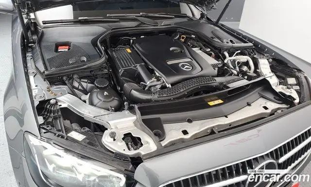 Mercedes-Benz E-Class 2021 2.0 автомат (гидро), миниатюра 6 Mercedes-Benz E-Class 2021 2.0 автомат (гидро), миниатюра 6