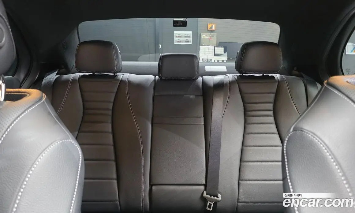 Mercedes-Benz E-Class 2022 2.0 автомат (гидро), фото 33 Mercedes-Benz E-Class 2022 2.0 автомат (гидро), фото 33
