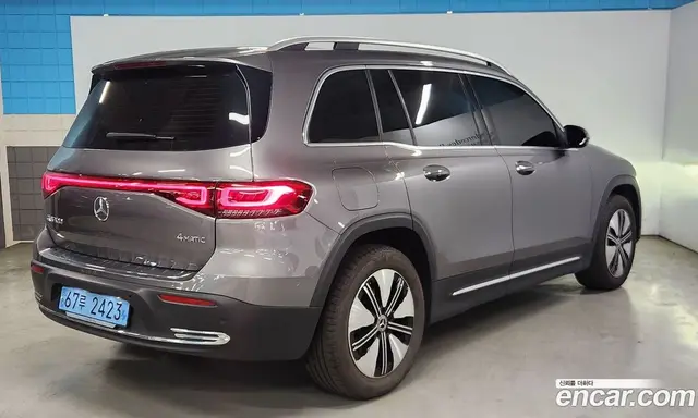 Mercedes-Benz EQB 2023 0.2 автомат (гидро), миниатюра 2