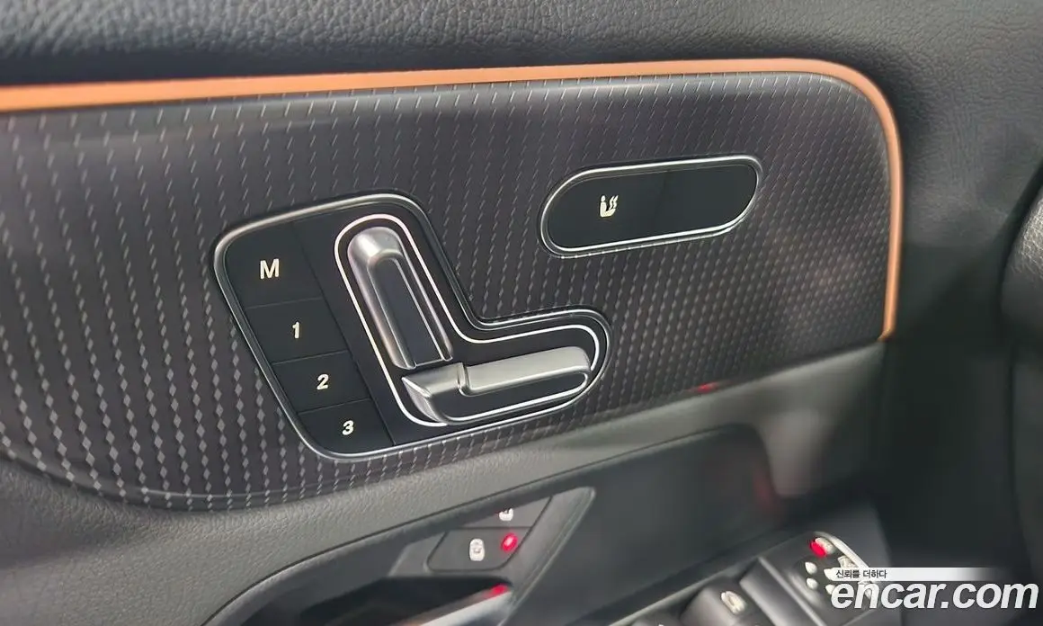 Mercedes-Benz EQB 2023 0.2 автомат (гидро), фото 17