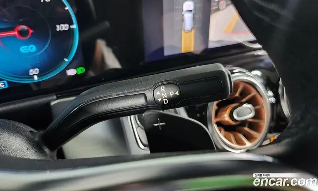 Mercedes-Benz EQB 2023 0.2 автомат (гидро), миниатюра 9