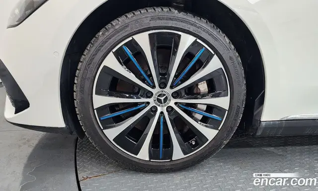 Mercedes-Benz EQE 2023 0.3 автомат (гидро), миниатюра 5 Mercedes-Benz EQE 2023 0.3 автомат (гидро), миниатюра 5
