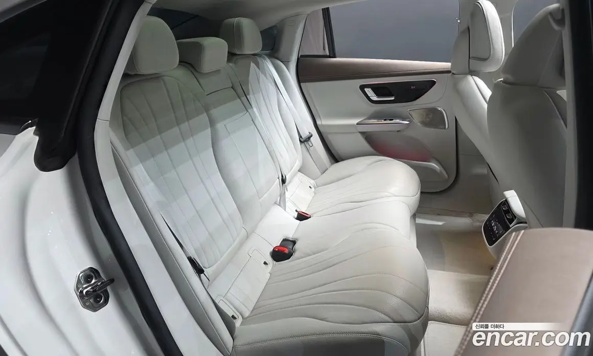 Mercedes-Benz EQE 2023 0.3 автомат (гидро), фото 17 Mercedes-Benz EQE 2023 0.3 автомат (гидро), фото 17