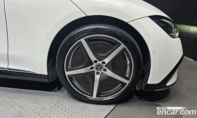 Mercedes-Benz EQE 2023 0.3 автомат (гидро), миниатюра 7 Mercedes-Benz EQE 2023 0.3 автомат (гидро), миниатюра 7