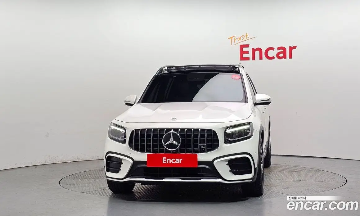 Mercedes-Benz GLB-Class 2024 2.0 автомат (гидро), фото 3