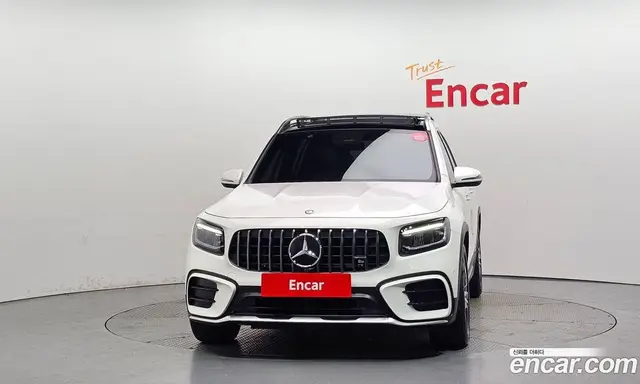 Mercedes-Benz GLB-Class 2024 2.0 автомат (гидро), миниатюра 3