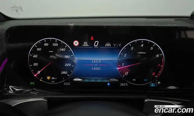 Mercedes-Benz GLB-Class 2025 2.0 автомат (гидро), миниатюра 10