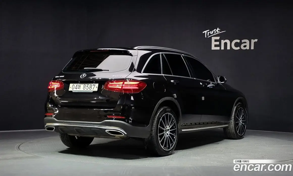 Mercedes-Benz GLC-Class 2019 2.0 автомат (гидро), фото 2 Mercedes-Benz GLC-Class 2019 2.0 автомат (гидро), фото 2