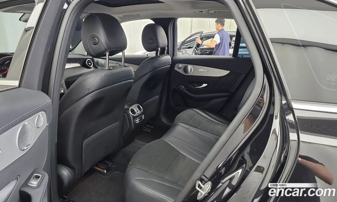 Mercedes-Benz GLC-Class 2019 2.0 автомат (гидро), фото 16 Mercedes-Benz GLC-Class 2019 2.0 автомат (гидро), фото 16