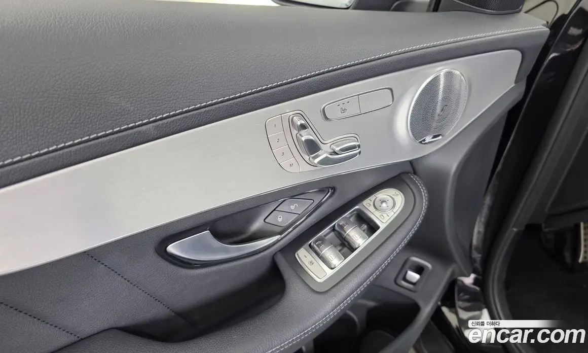 Mercedes-Benz GLC-Class 2019 2.0 автомат (гидро), фото 35 Mercedes-Benz GLC-Class 2019 2.0 автомат (гидро), фото 35