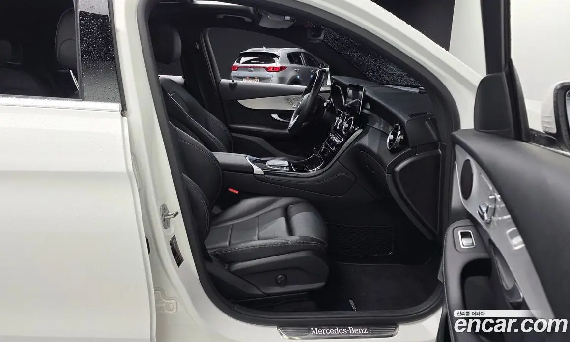 Mercedes-Benz GLC-Class 2020 1.9 автомат (гидро), фото 17 Mercedes-Benz GLC-Class 2020 1.9 автомат (гидро), фото 17