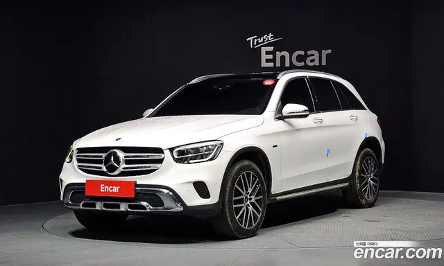 Mercedes-Benz GLC-Class 2021 2.0 автомат (гидро), миниатюра 1