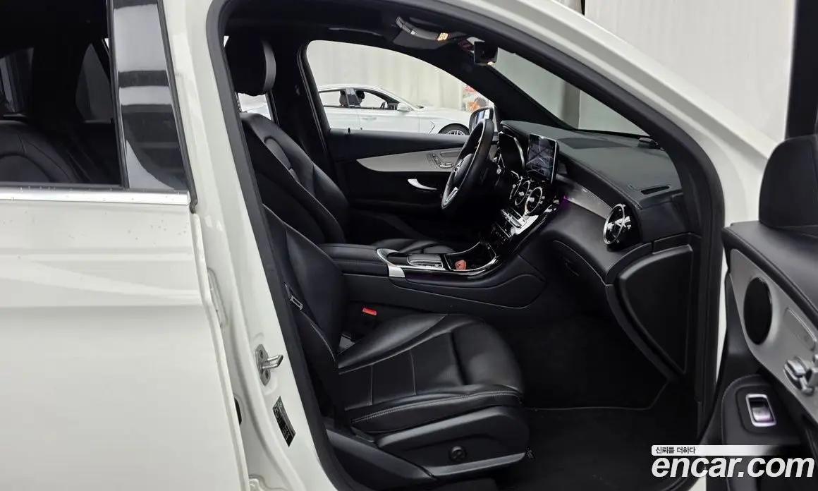 Mercedes-Benz GLC-Class 2021 2.0 автомат (гидро), фото 17