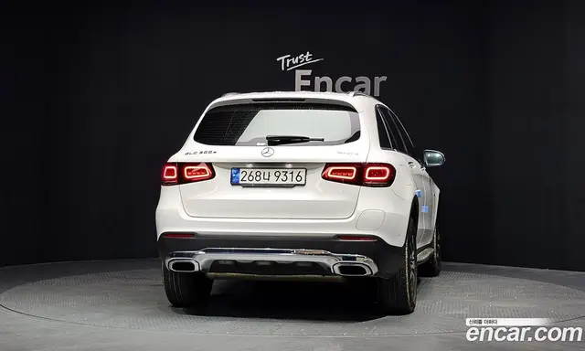 Mercedes-Benz GLC-Class 2021 2.0 автомат (гидро), миниатюра 4