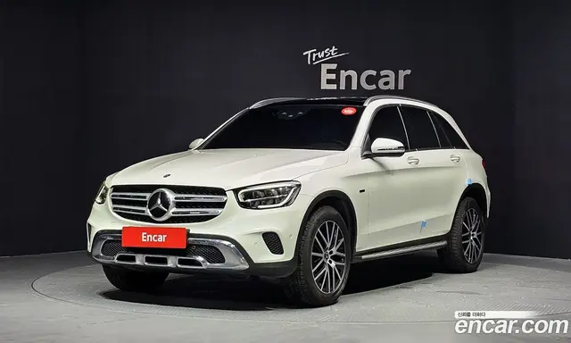 Mercedes-Benz GLC-Class 2021 2.0 автомат (гидро), миниатюра 1