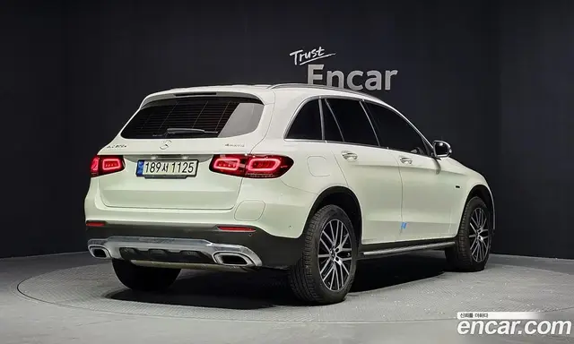Mercedes-Benz GLC-Class 2021 2.0 автомат (гидро), миниатюра 2