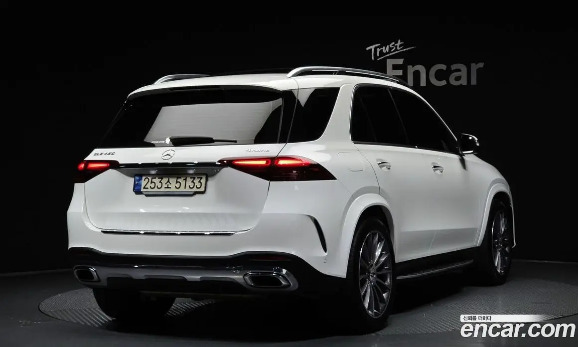 Mercedes-Benz GLE-Class 2023 3.0 автомат (гидро), фото 2 Mercedes-Benz GLE-Class 2023 3.0 автомат (гидро), фото 2