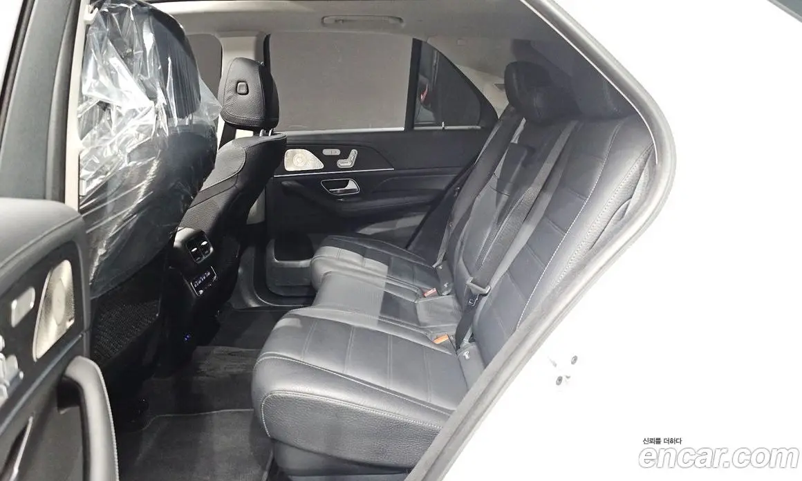 Mercedes-Benz GLE-Class 2023 3.0 автомат (гидро), фото 16 Mercedes-Benz GLE-Class 2023 3.0 автомат (гидро), фото 16