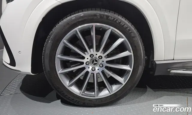 Mercedes-Benz GLE-Class 2023 3.0 автомат (гидро), миниатюра 5 Mercedes-Benz GLE-Class 2023 3.0 автомат (гидро), миниатюра 5