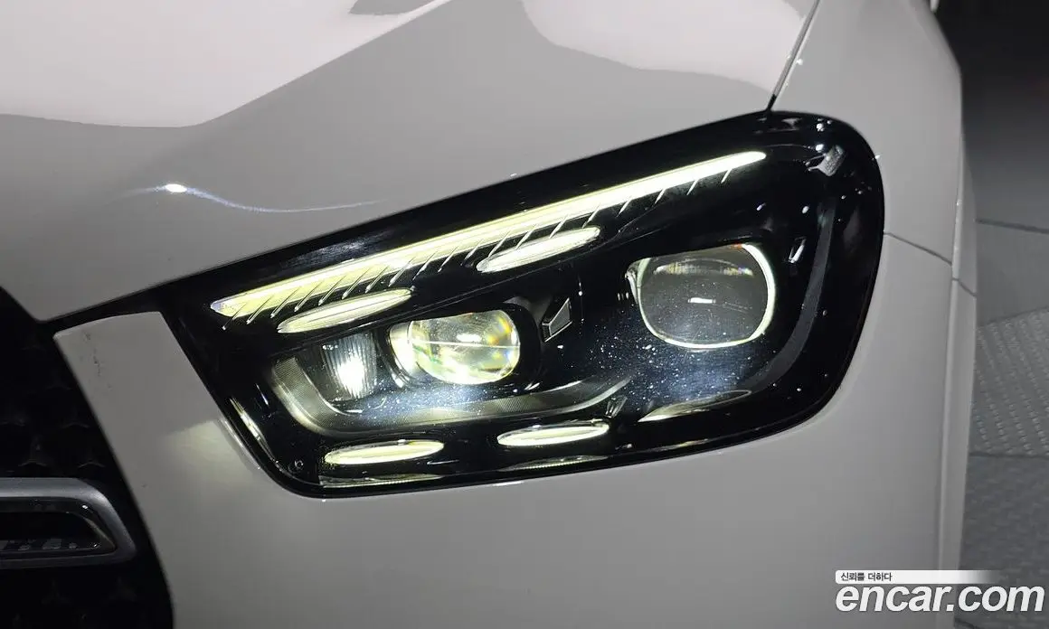 Mercedes-Benz GLE-Class 2023 3.0 автомат (гидро), фото 8 Mercedes-Benz GLE-Class 2023 3.0 автомат (гидро), фото 8