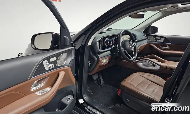 Mercedes-Benz GLE-Class 2025 3.0 автомат (гидро), миниатюра 12