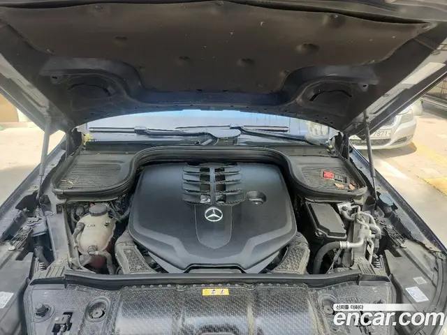 Mercedes-Benz GLS-Class 2022 4.0 автомат (гидро), миниатюра 8