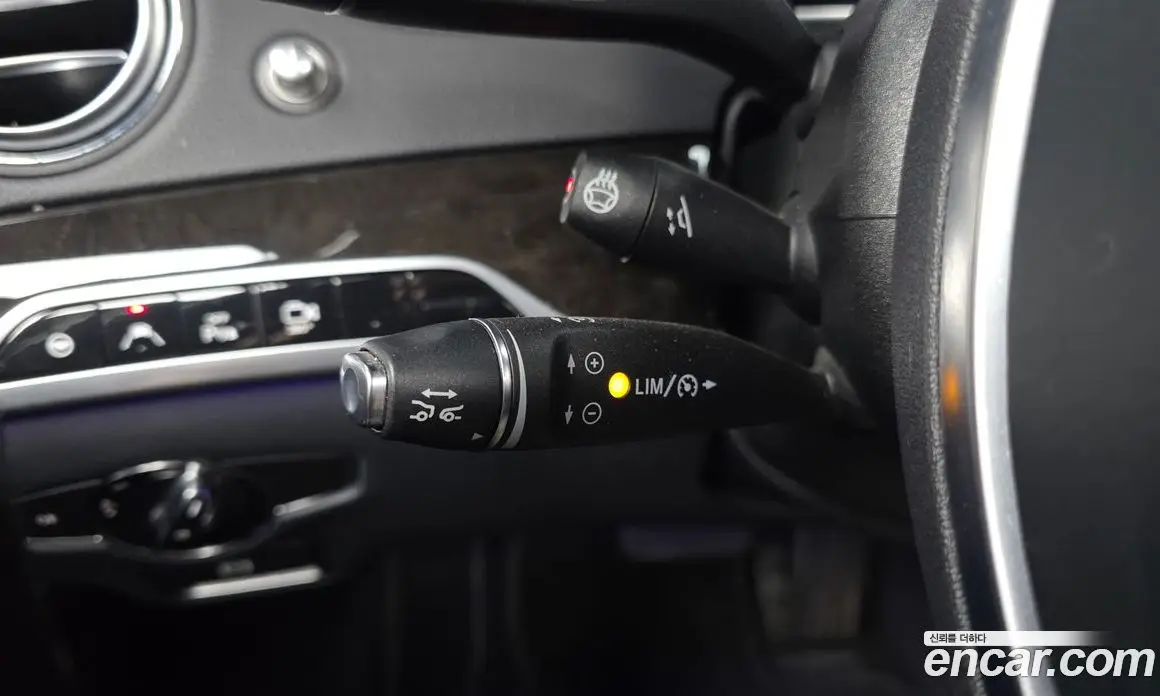 Mercedes-Benz S-Class 2015 3.0 автомат (гидро), фото 16 Mercedes-Benz S-Class 2015 3.0 автомат (гидро), фото 16