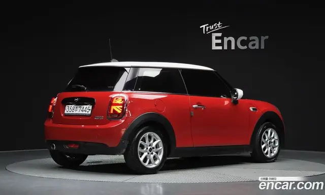 Mini Cooper 2020 1.5 автомат (гидро), миниатюра 2