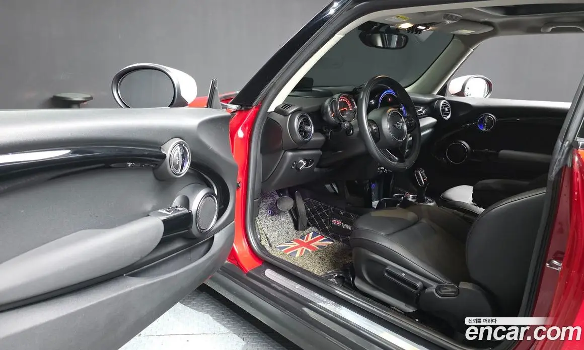 Mini Cooper 2020 1.5 автомат (гидро), фото 13