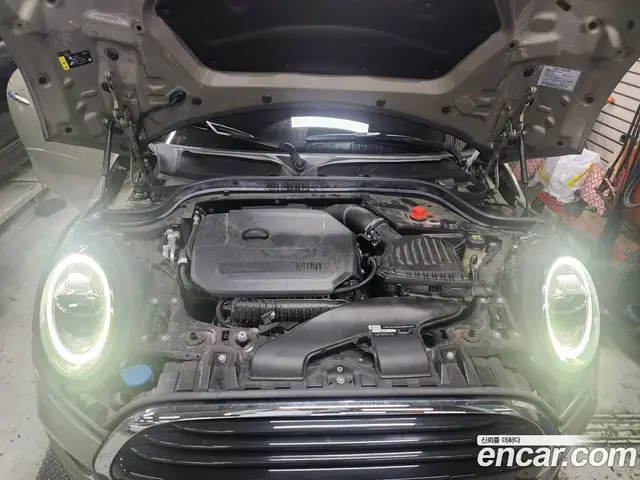 Mini Cooper 2020 1.5 автомат (гидро), миниатюра 5