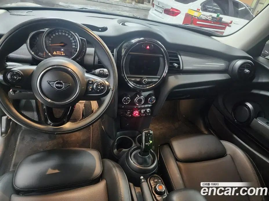 Mini Cooper 2020 1.5 автомат (гидро), фото 6