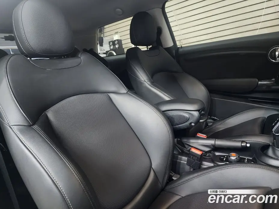 Mini Cooper 2020 1.5 автомат (гидро), фото 9