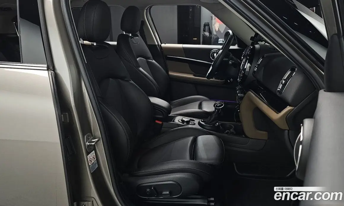 Mini Countryman 2018 2.0 автомат (гидро), фото 17 Mini Countryman 2018 2.0 автомат (гидро), фото 17
