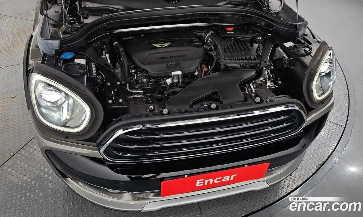 Mini Countryman 2018 2.0 автомат (гидро), фото 5 Mini Countryman 2018 2.0 автомат (гидро), фото 5